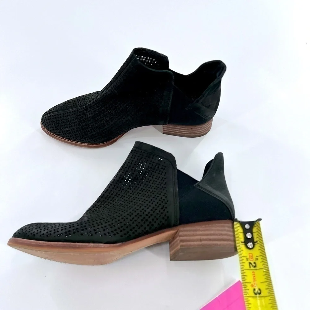 Vince Camuto Women's Black Celena Perforated Bootie size 6
